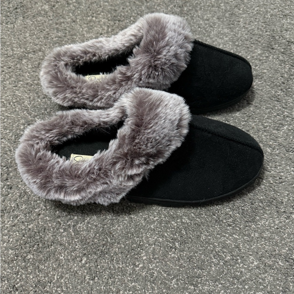 women’s slippers